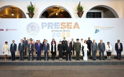 Conmemoran 200 años de la fundación del Estado de México y reconocen a mexiquenses destacados con la Presea Estado de México 2023